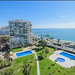 Apartamento En Benalmadena, Primera Linea De Playa