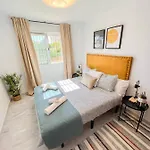 Playaquebrada Beach & Pool Cozy Flat