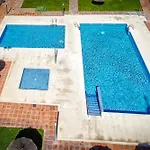 Vivi Homes - Pulpo Pool, Balcony & Sea View