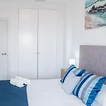Exquisito Apartamento En Alquiler Con Vistas Panoramicas Al Mar En Benalmadena