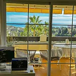 Stylish Apartment With Panoramic Sea View & Large Terrace!