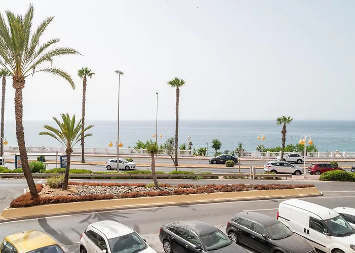 Exquisito Apartamento En Alquiler Con Vistas Panoramicas Al Mar En Benalmadena