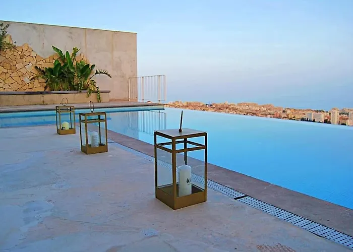 New, Spacious Villa With Amazing Views