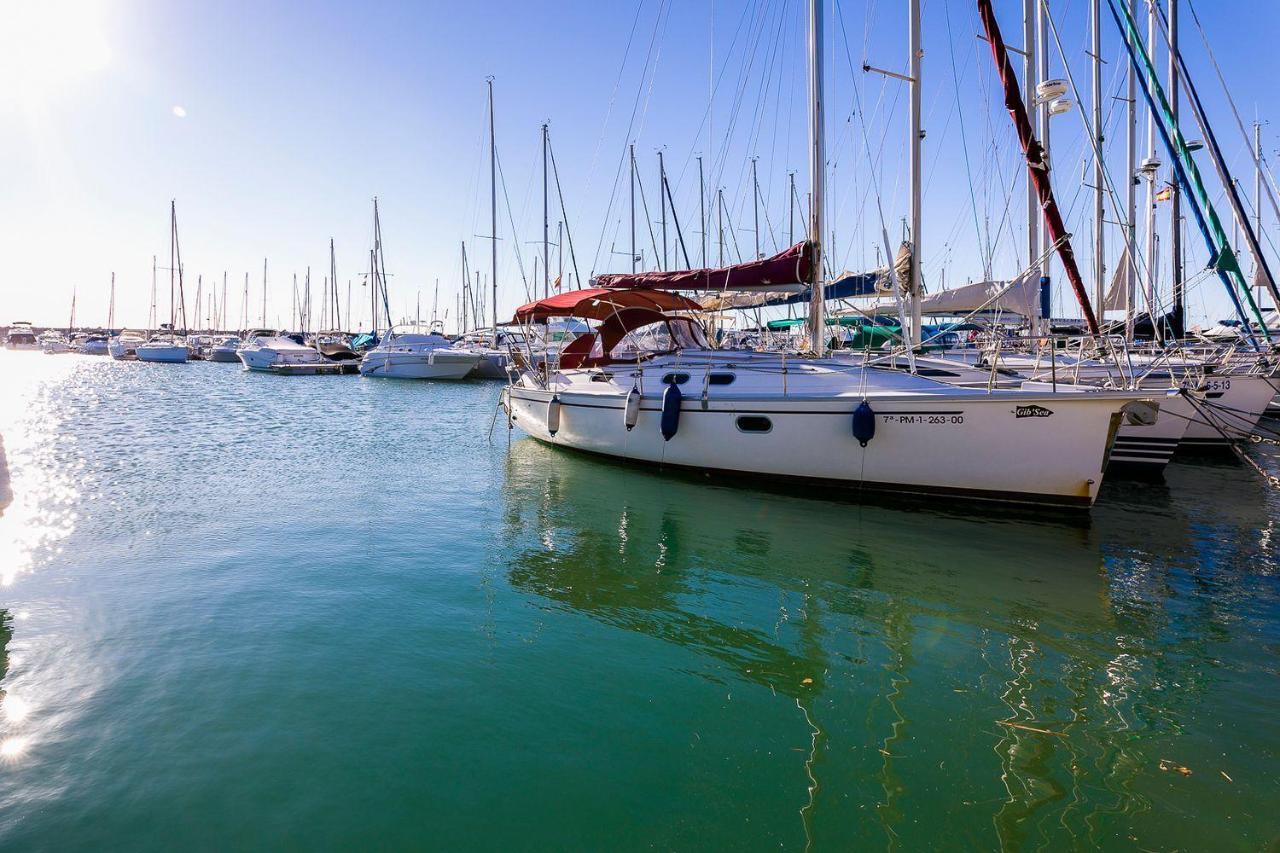 Sweet In Puerto Marina *