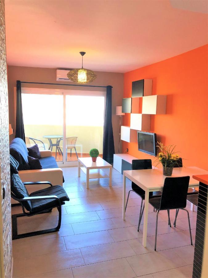 Precioso Apartamento Frente Al Mar Benalbeach Apartment