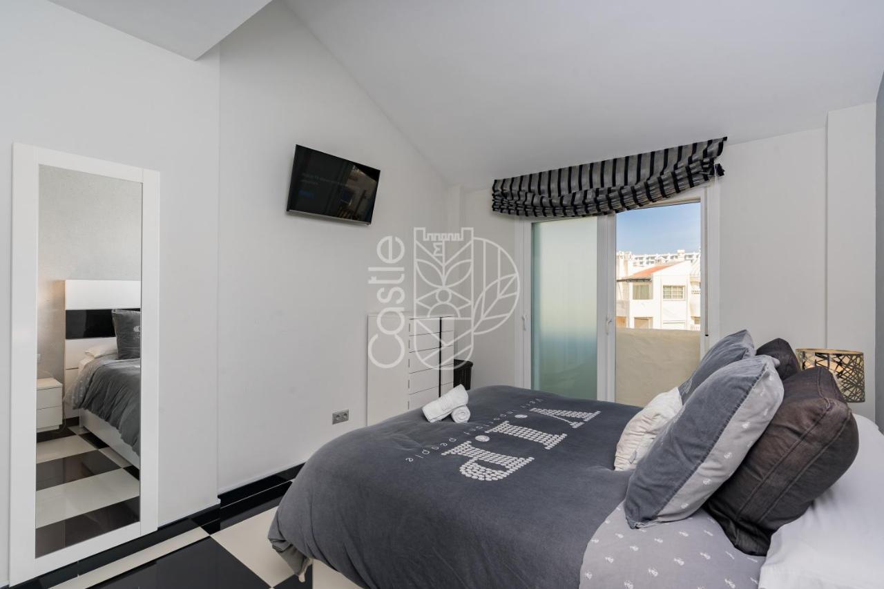 Malaga Puerto Marina Playa Vacacional Luxury * Benalmadena