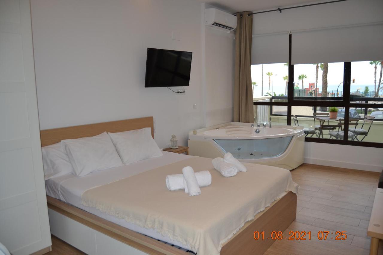 Apartment Aloha Beach Estudio Nuevo Jacuzzi Frente Al Mar *
