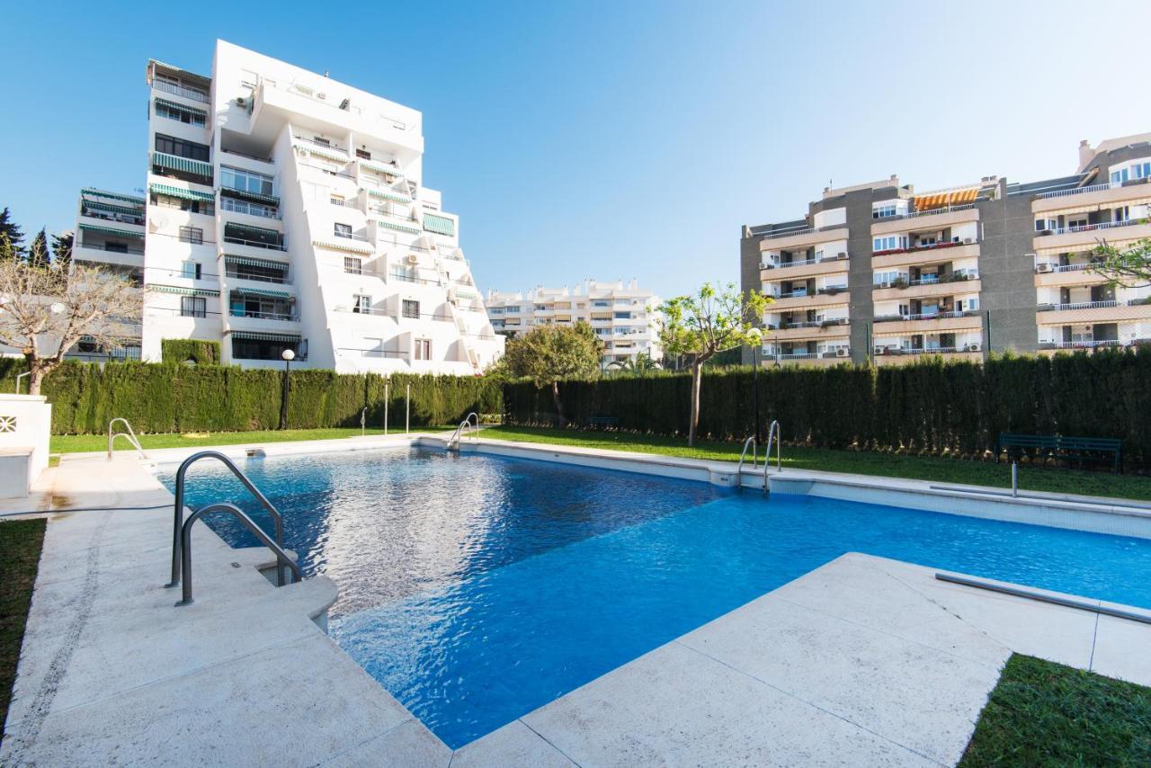 Pets Friendly Apartment, Next To The Marina And Arroyo De La Miel * Benalmadena