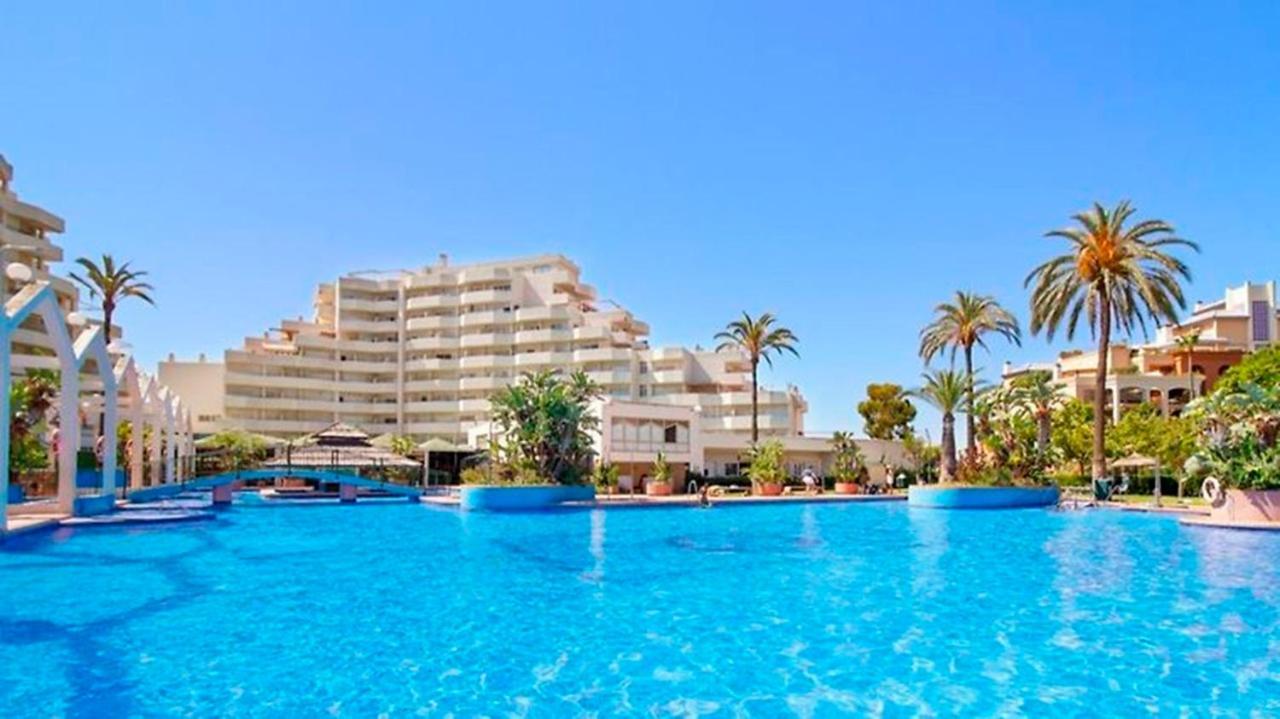 Magnifico En Benalbeach Appartement