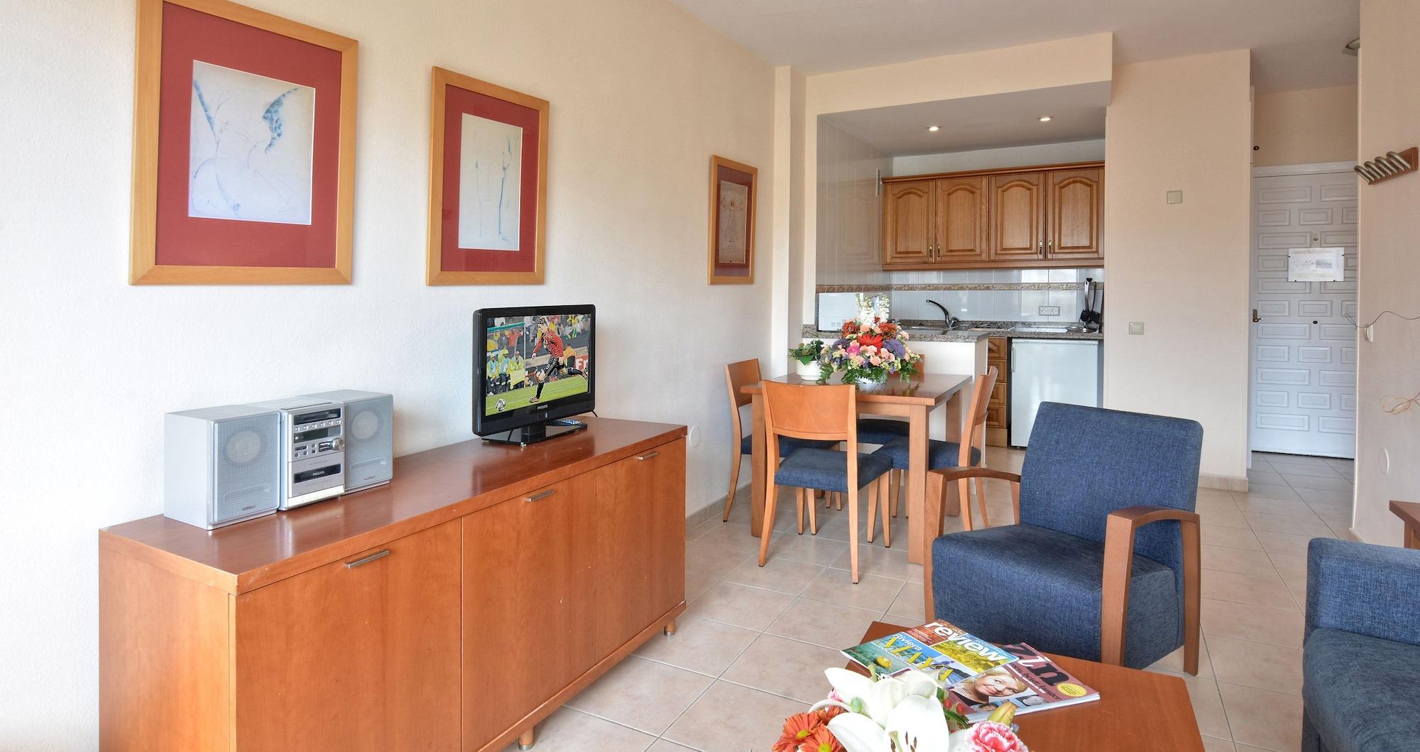 Clc Benal Aparthotel