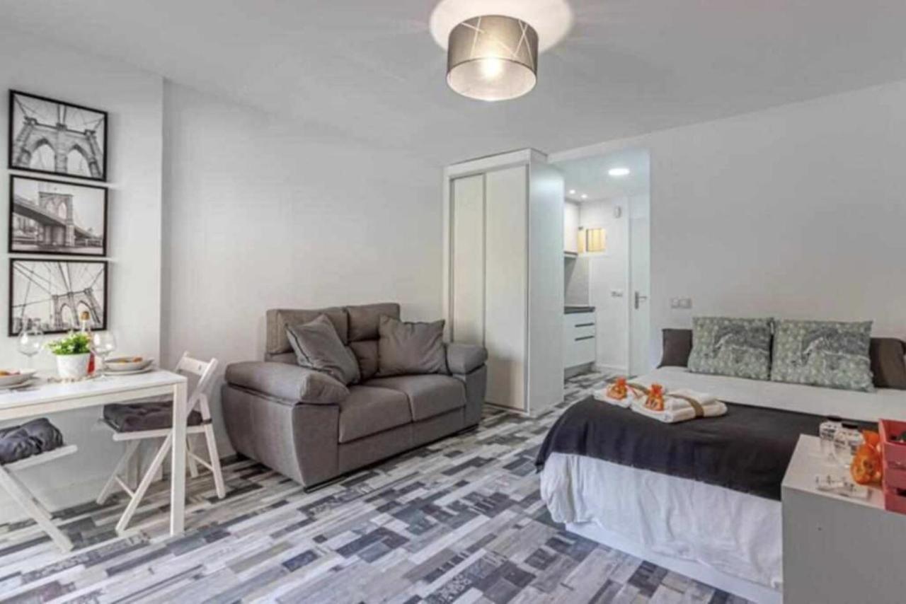 797 - Moderno Estudio En Iris 2 Con Piscinas Appartement Benalmádena