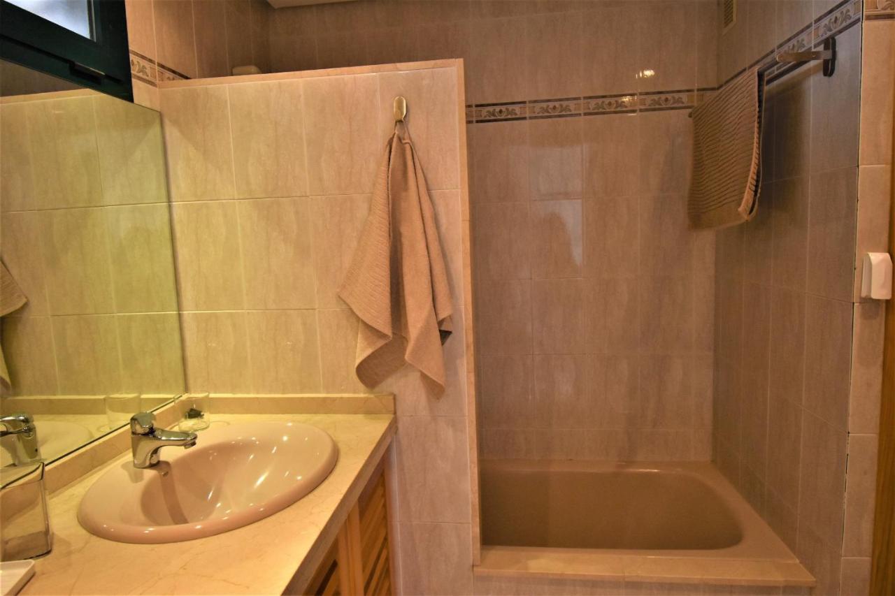 Pueblo Torrequebrada, 2 Bed Appartement Benalmádena