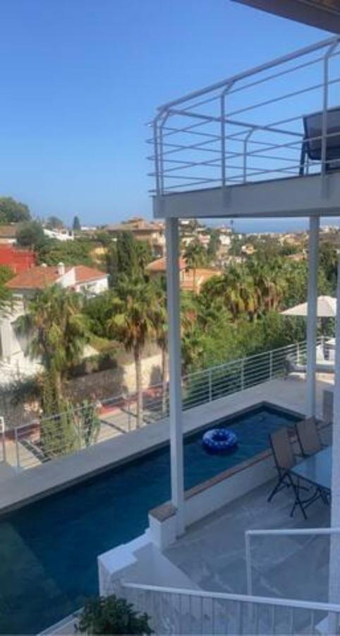 Apartment C Dans Avec Piscine Chauffee & Jacuzzi, Chauffe En Extra Benalmadena