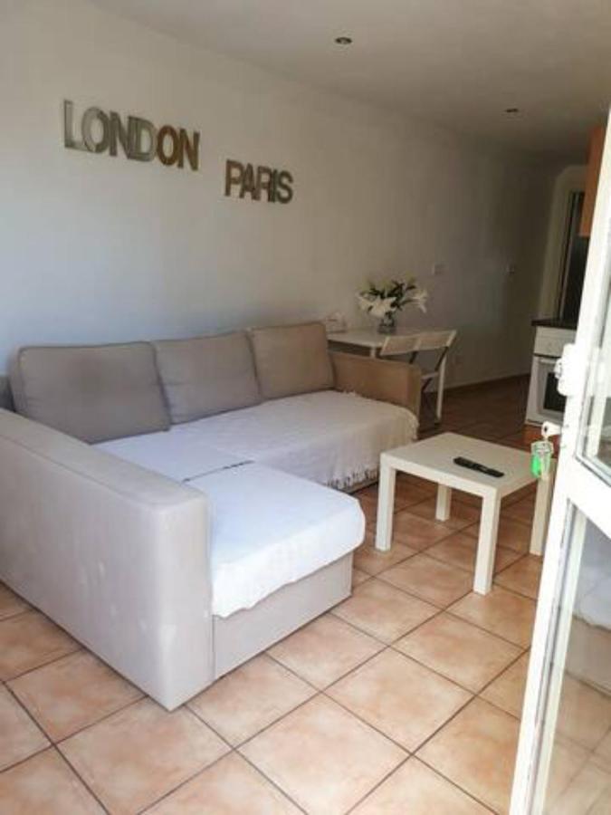 C Dans Avec Piscine Chauffee & Jacuzzi, Chauffe En Extra