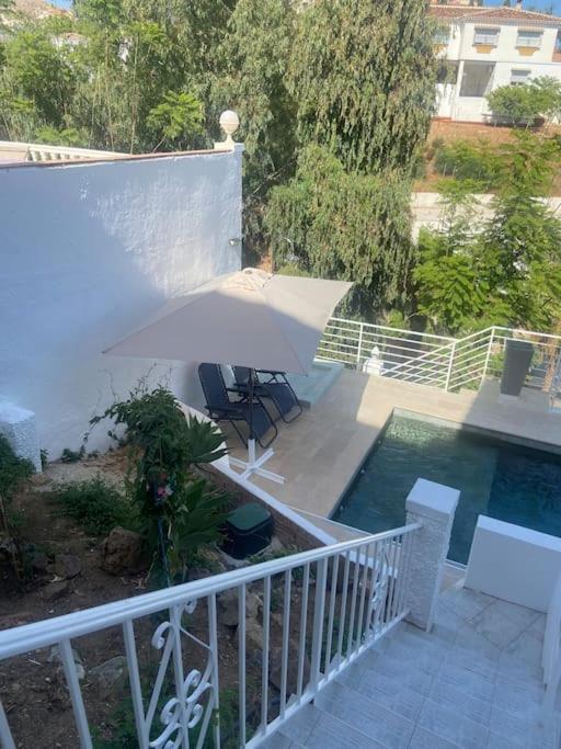 B View Of Swimming Pool, Jacuzzi, Possibility Heating In Extra, Sea And Mountain *