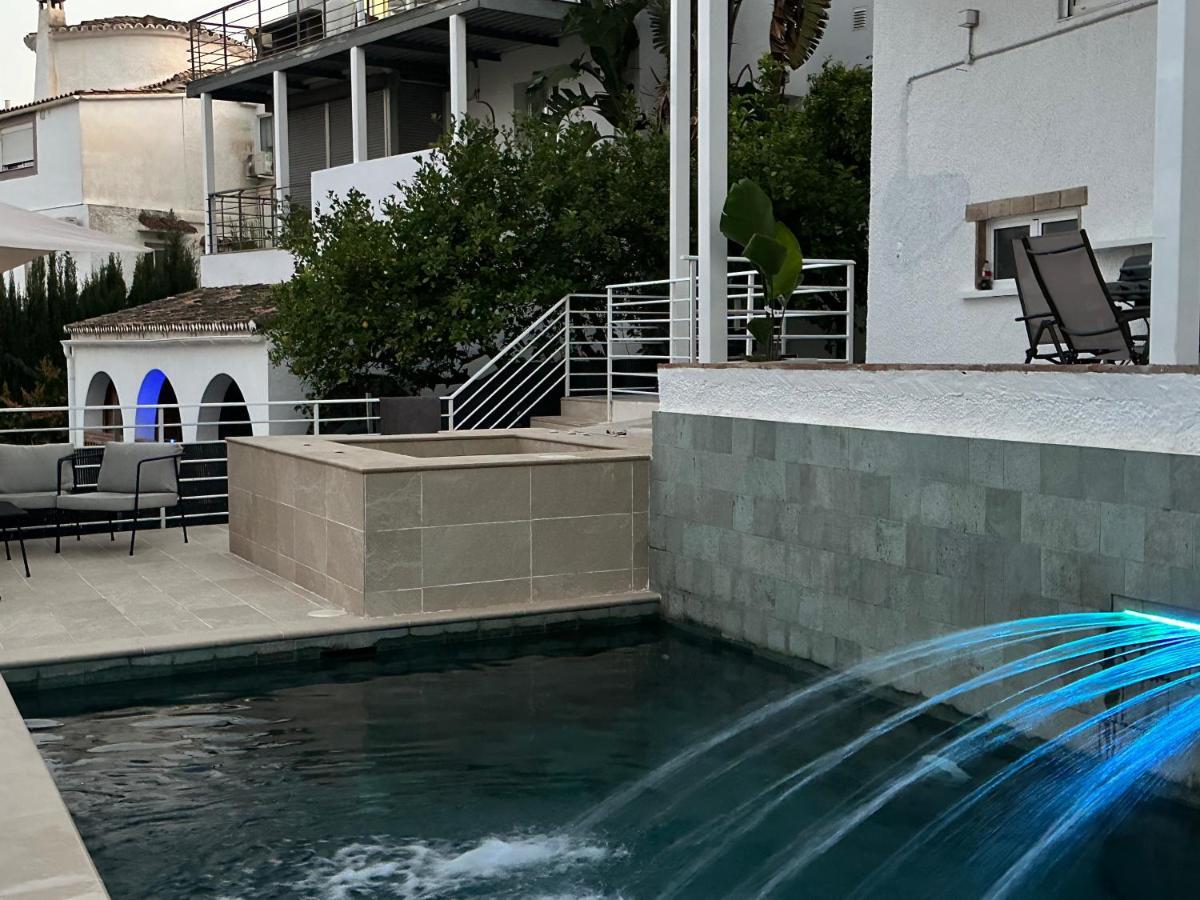 C Dans Avec Piscine Chauffee & Jacuzzi, Chauffe En Extra Apartment *
