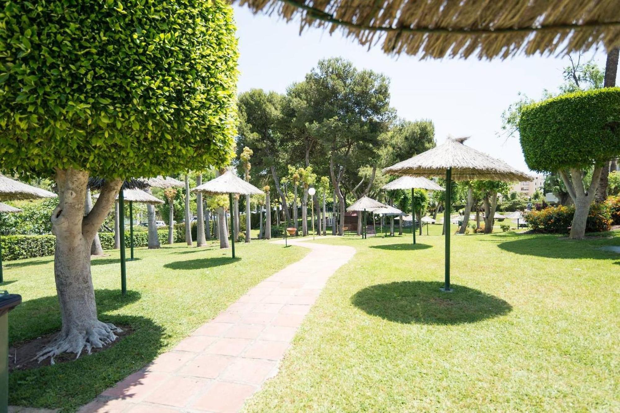 Large Terrace Sea & Mountain Benalbeach Apartment