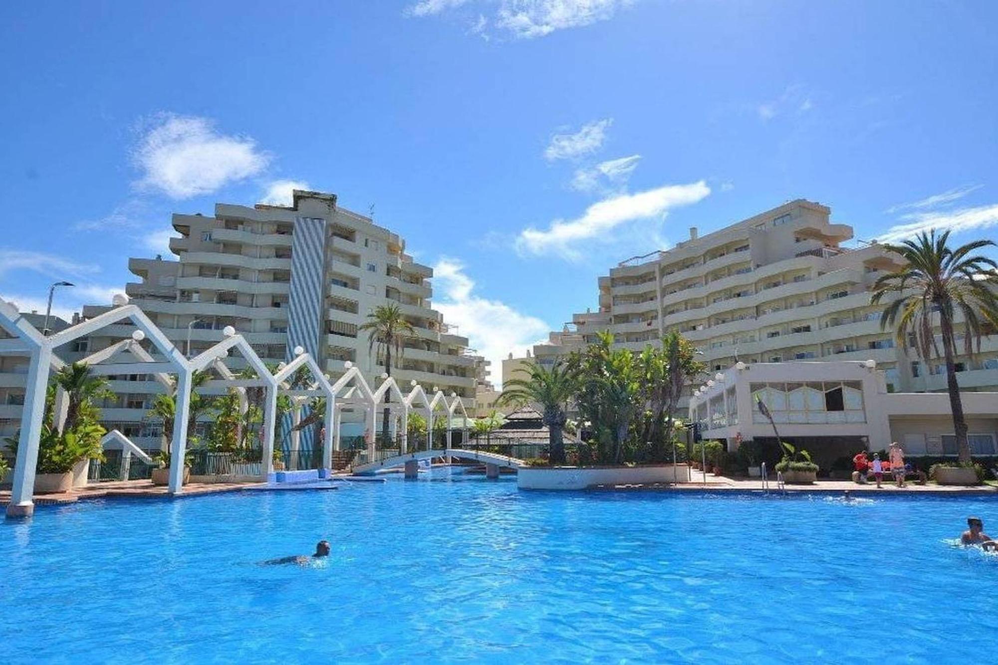 Spacious In Benalbeach With Sea Views * Benalmádena