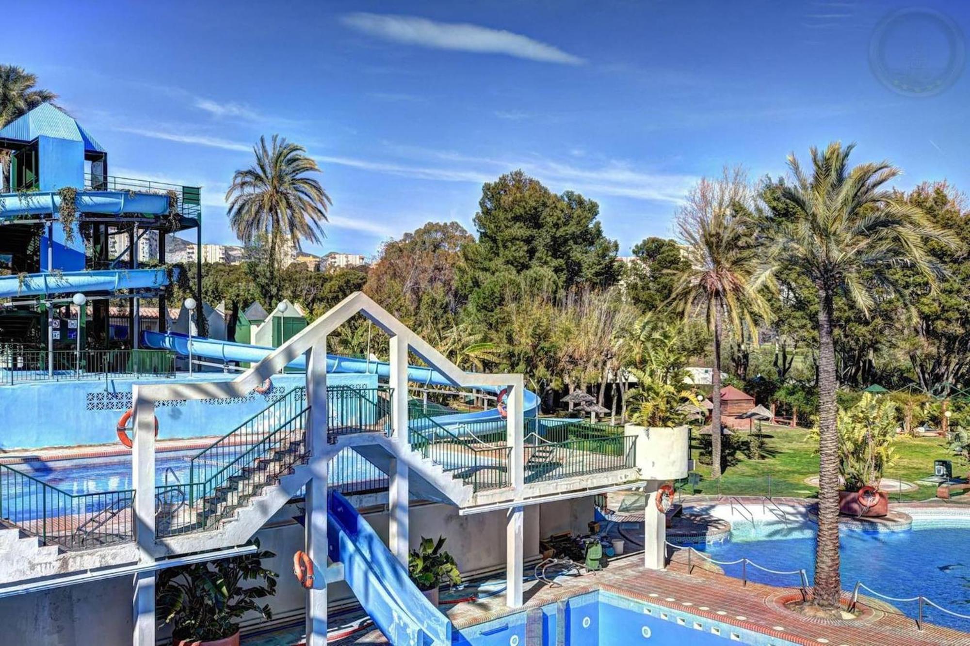 Appartement Spacious In Benalbeach With Sea Views