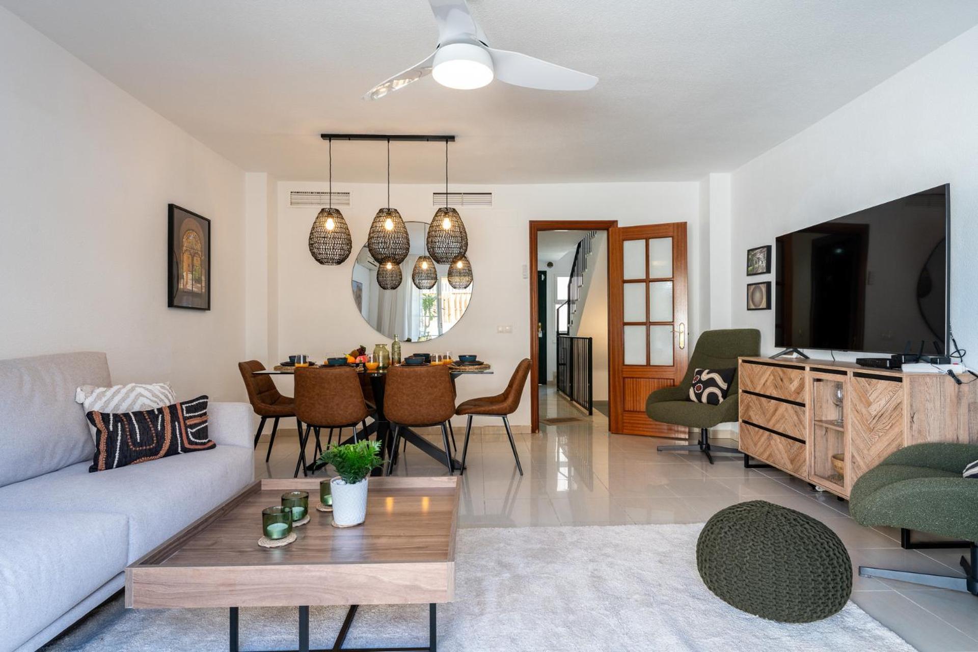 Stylish Seaview Townhouse 3br Pool 4 Terraces Benalmadena