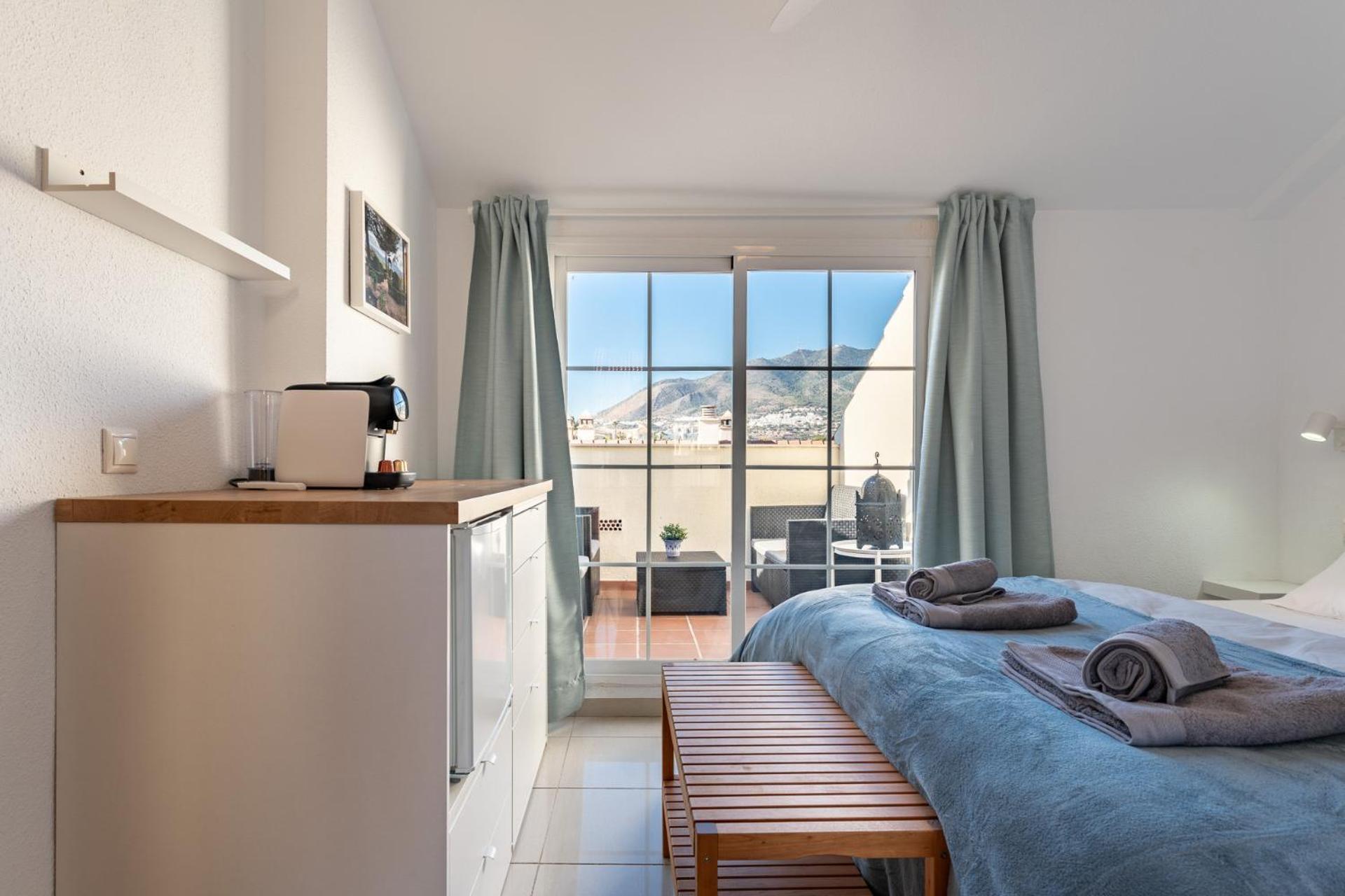 Stylish Seaview Townhouse 3br Pool 4 Terraces Holiday home *