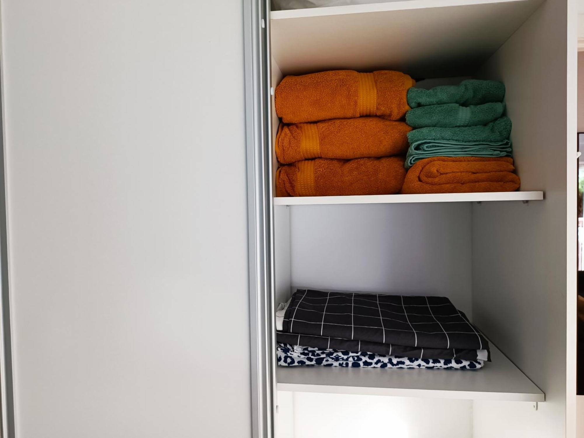 Aga - Terraza Con Vistas Al Mar Y Jardin, Piscina, Wifi, Nuevo, 1 Appartement