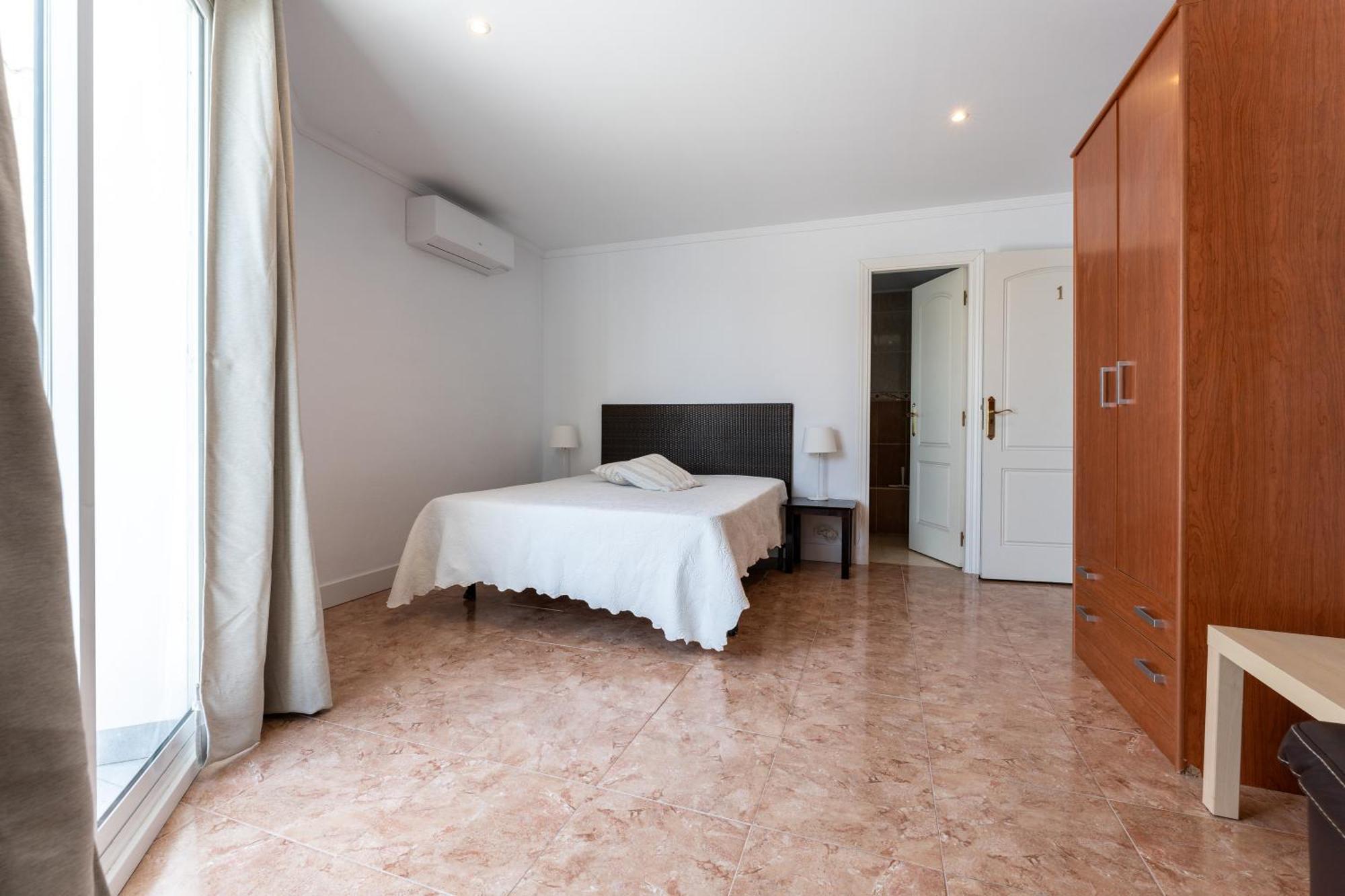 Roble Villa