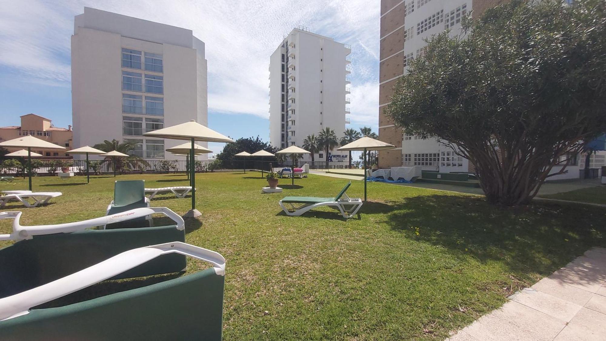 Del Parque Flats Alay Beach