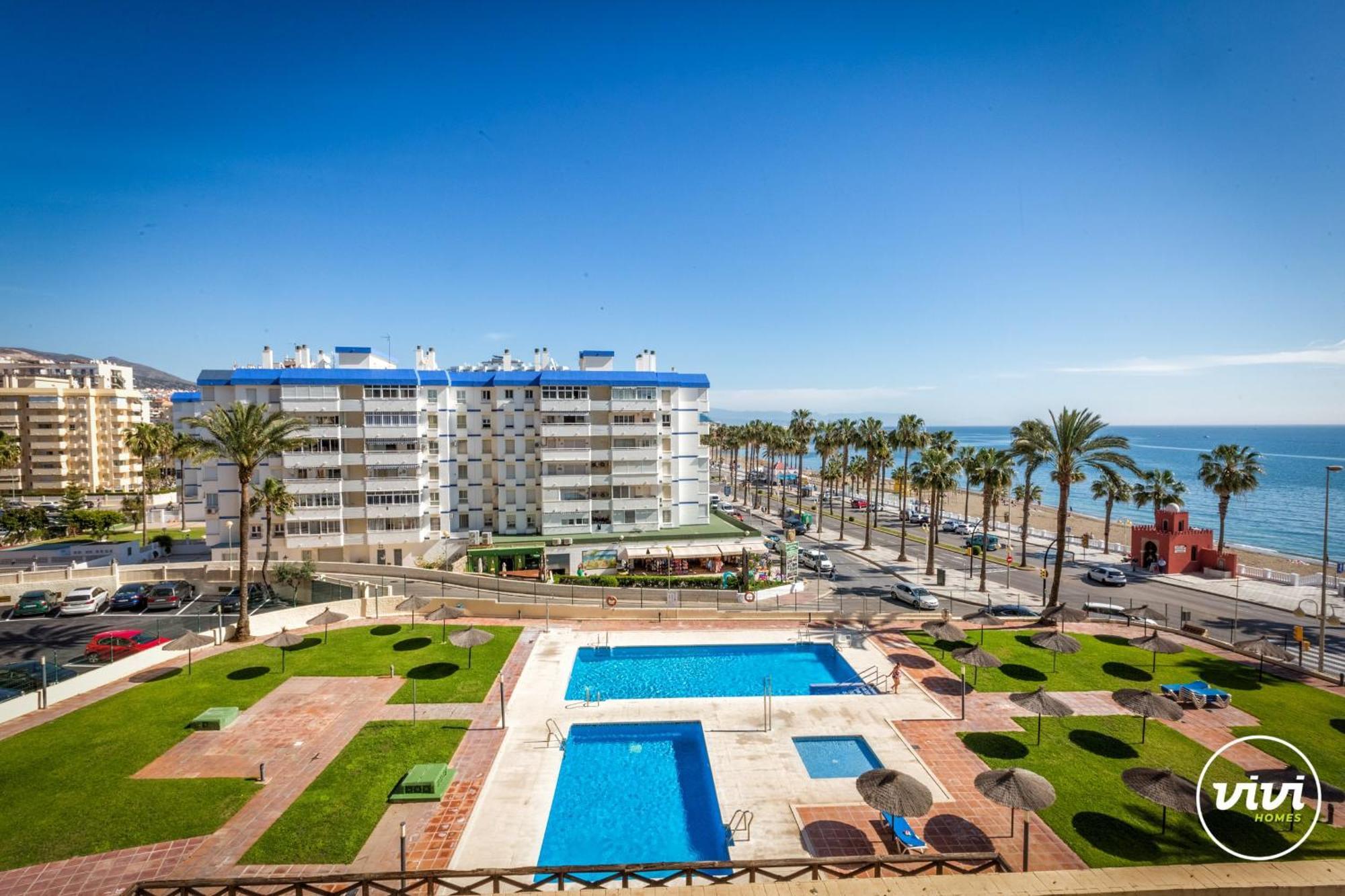 Vivi Homes - Pulpo Pool, Balcony & Sea View * Benalmadena
