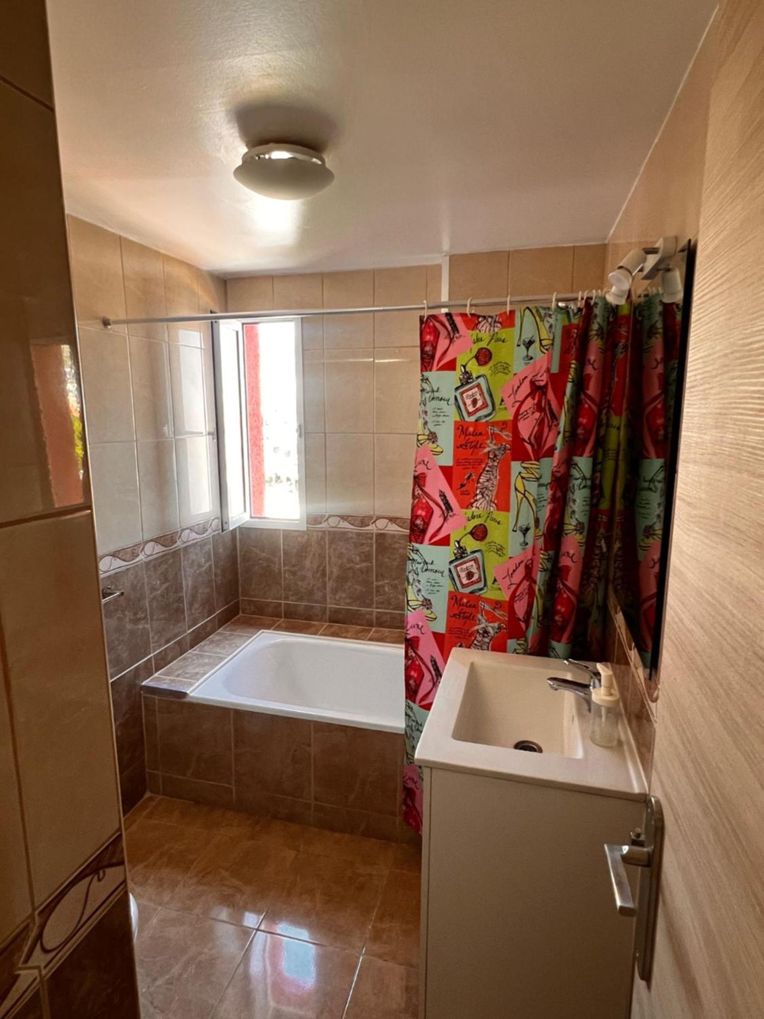 Minerva Complex In Apartamento