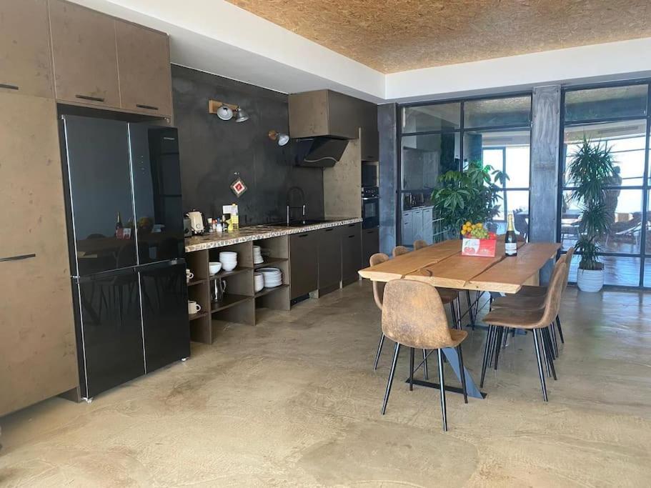 New, Spacious With Amazing Views *