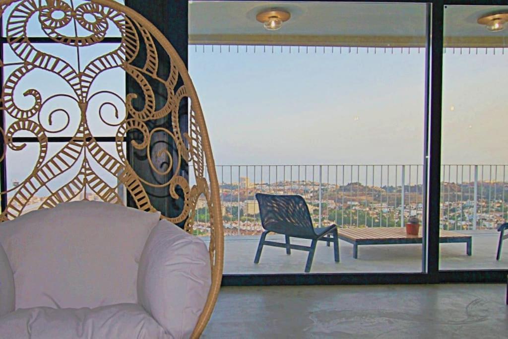 New, Spacious With Amazing Views