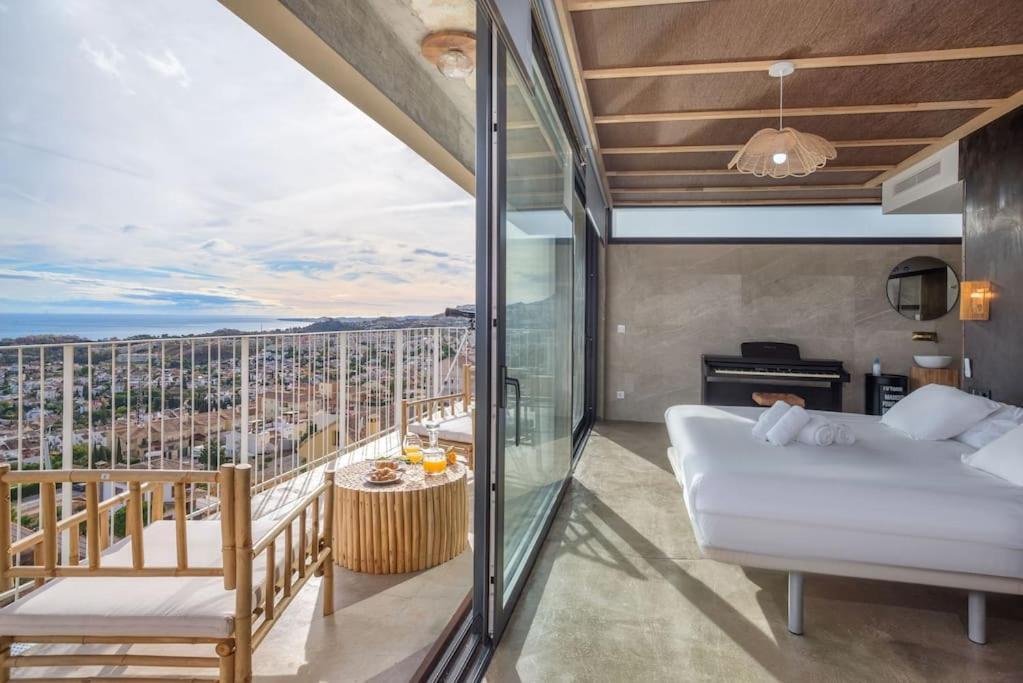 New, Spacious With Amazing Views Villa *
