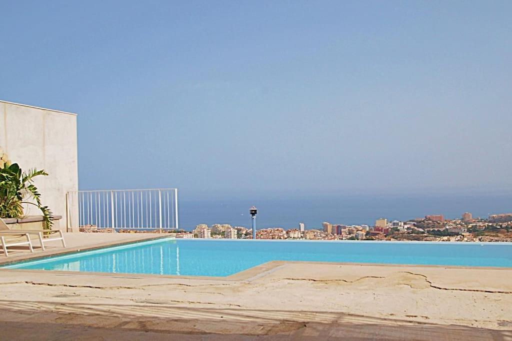 New, Spacious With Amazing Views Villa Benalmádena