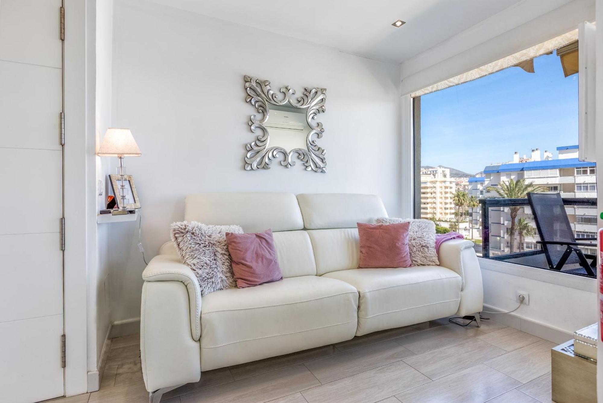Apartment Vivi Homes - Pulpo Pool, Balcony & Sea View *