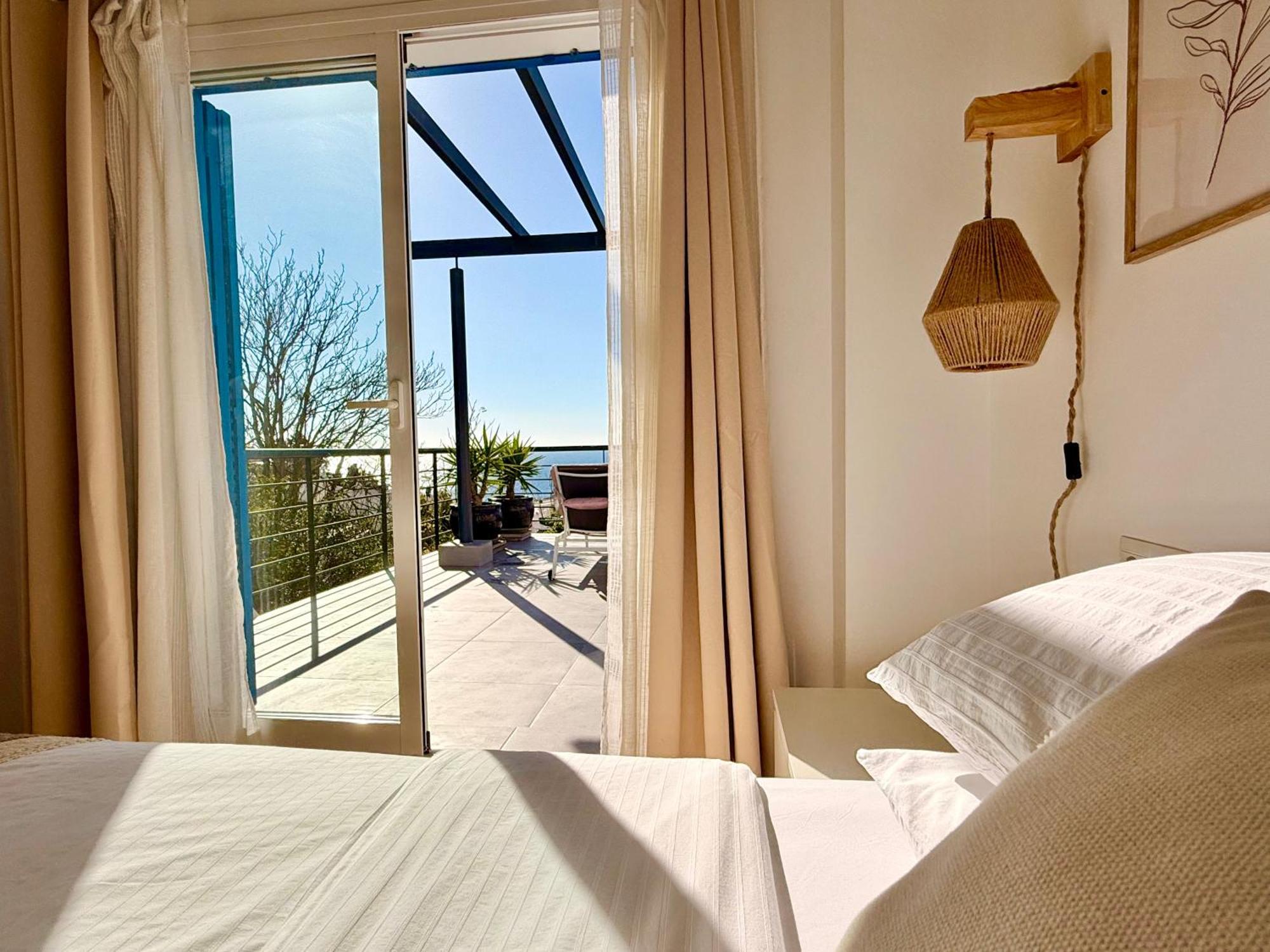 168m² 2 Slaapkamer, 3 Privé Badkamer In Torremuelle * Benalmádena