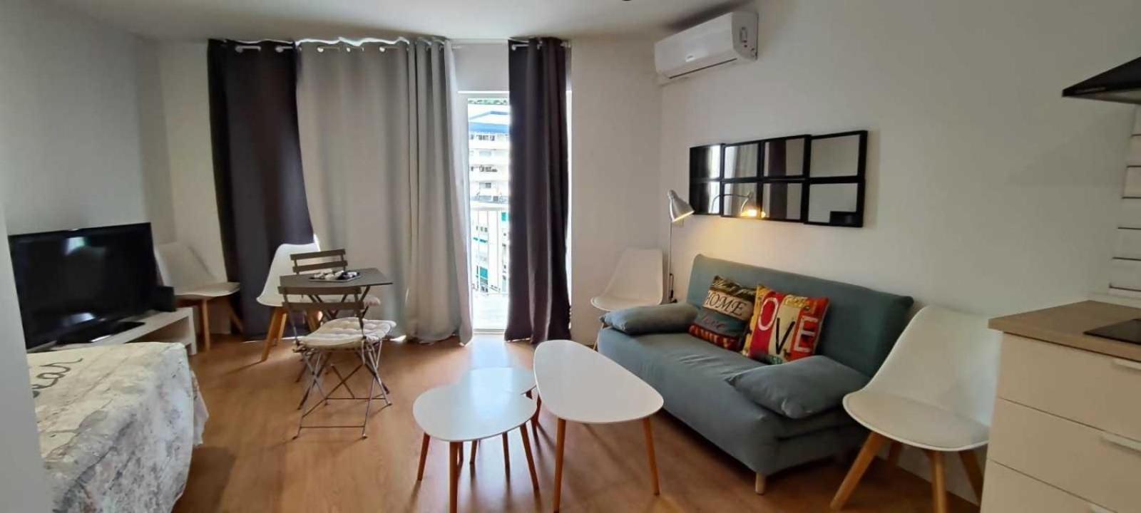 Maite Ii Costa Apartment