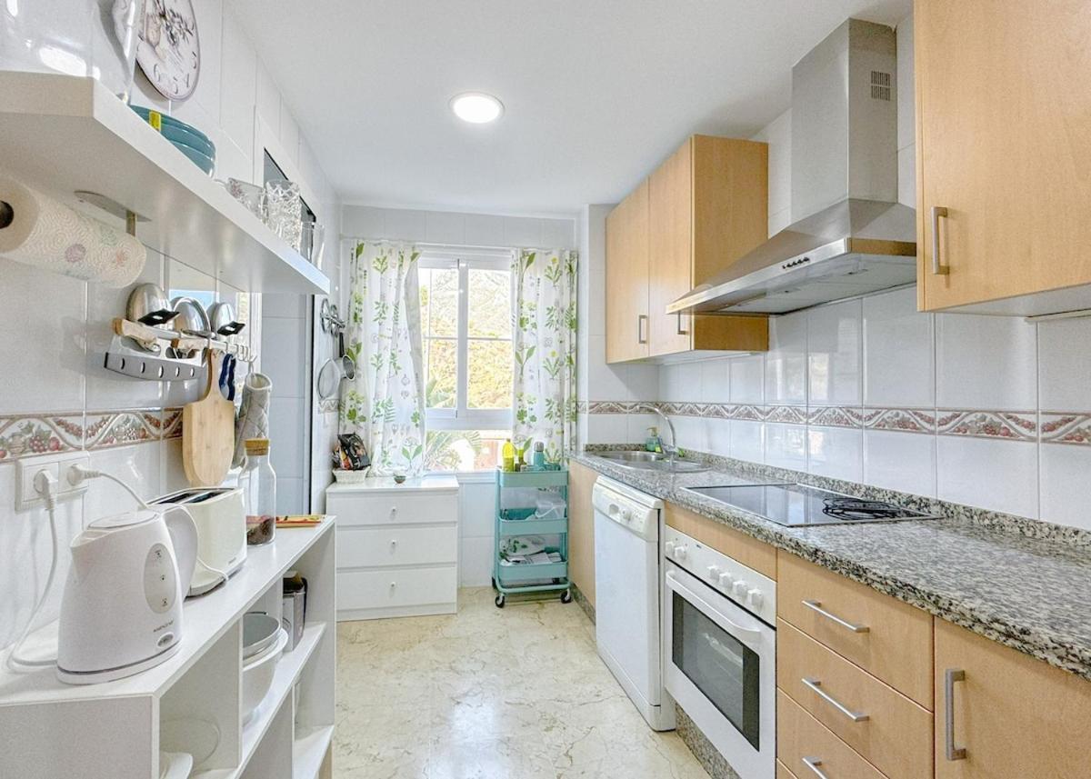 Apartment Stylish With Panoramic Sea View & Large Terrace! *