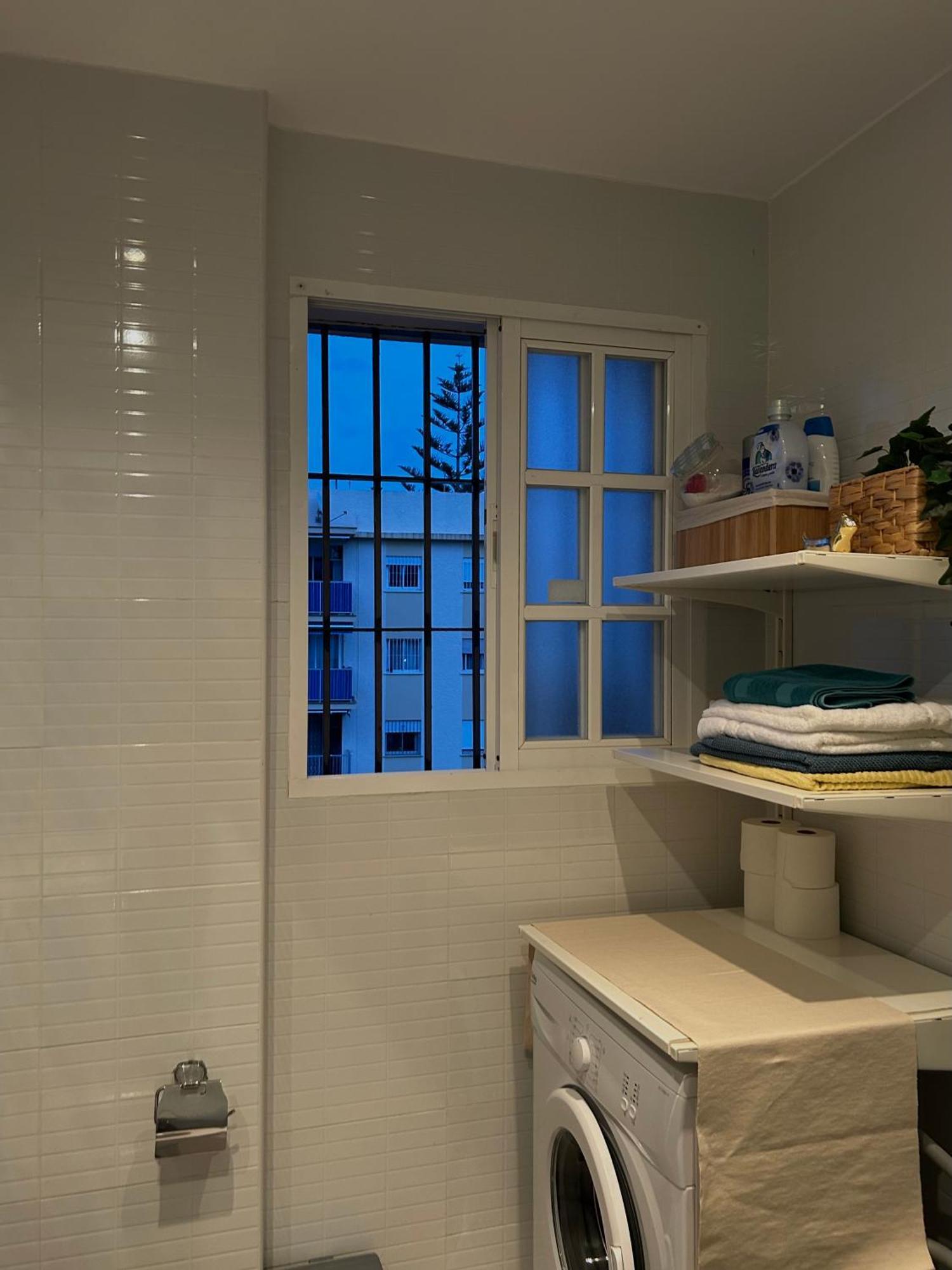 Mediterranean Near The With Seaview, Pool & Balcony * Benalmádena