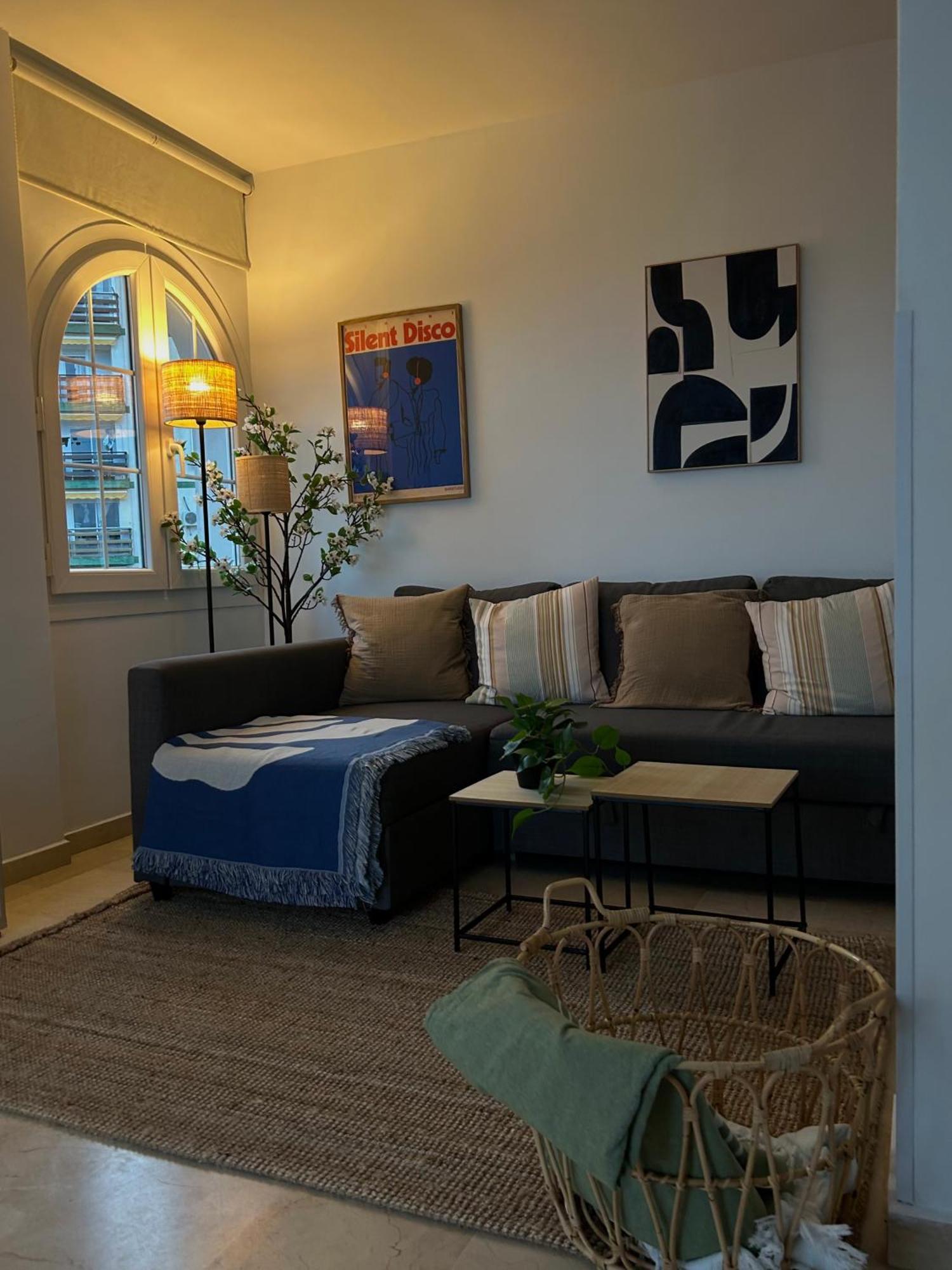 Apartamento Mediterranean Near The With Seaview, Pool & Balcony