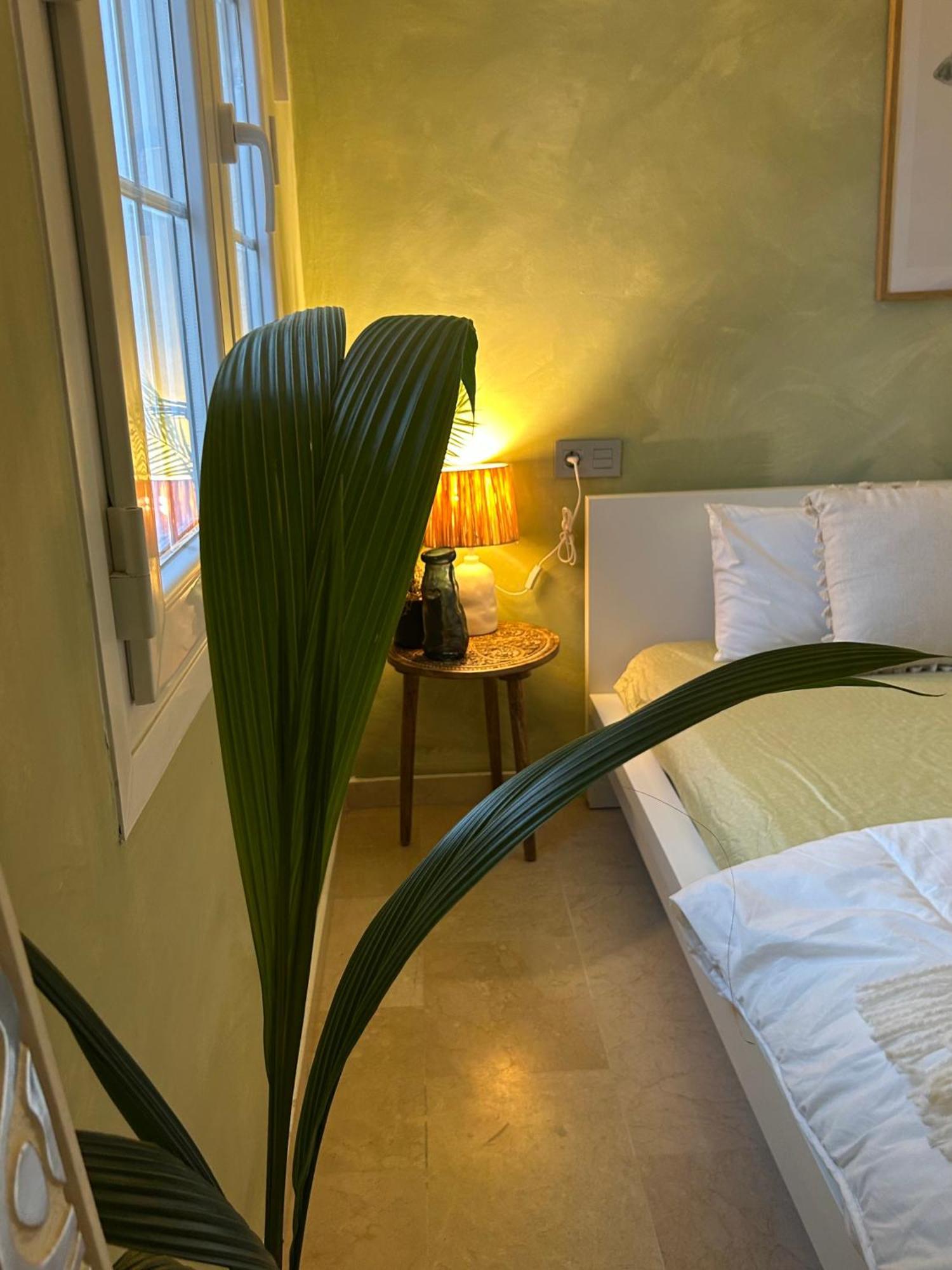 Mediterranean Near The With Seaview, Pool & Balcony Apartamento *