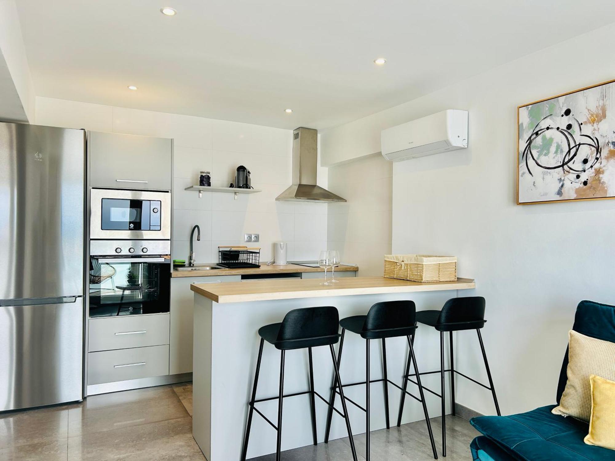 Apartment Stylish Sea-view *