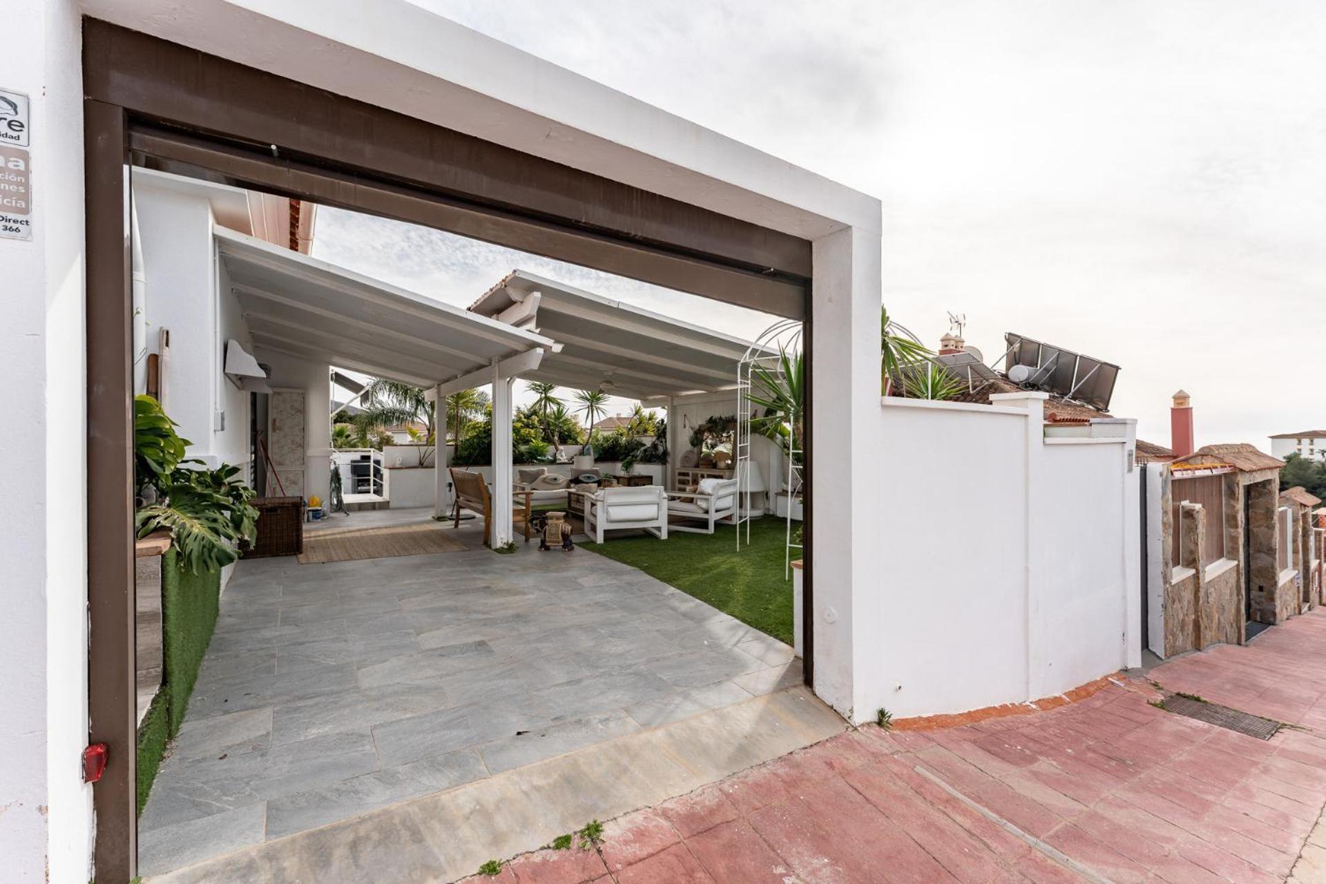 Malagasuite Plumaria House Ferienhaus Benalmádena