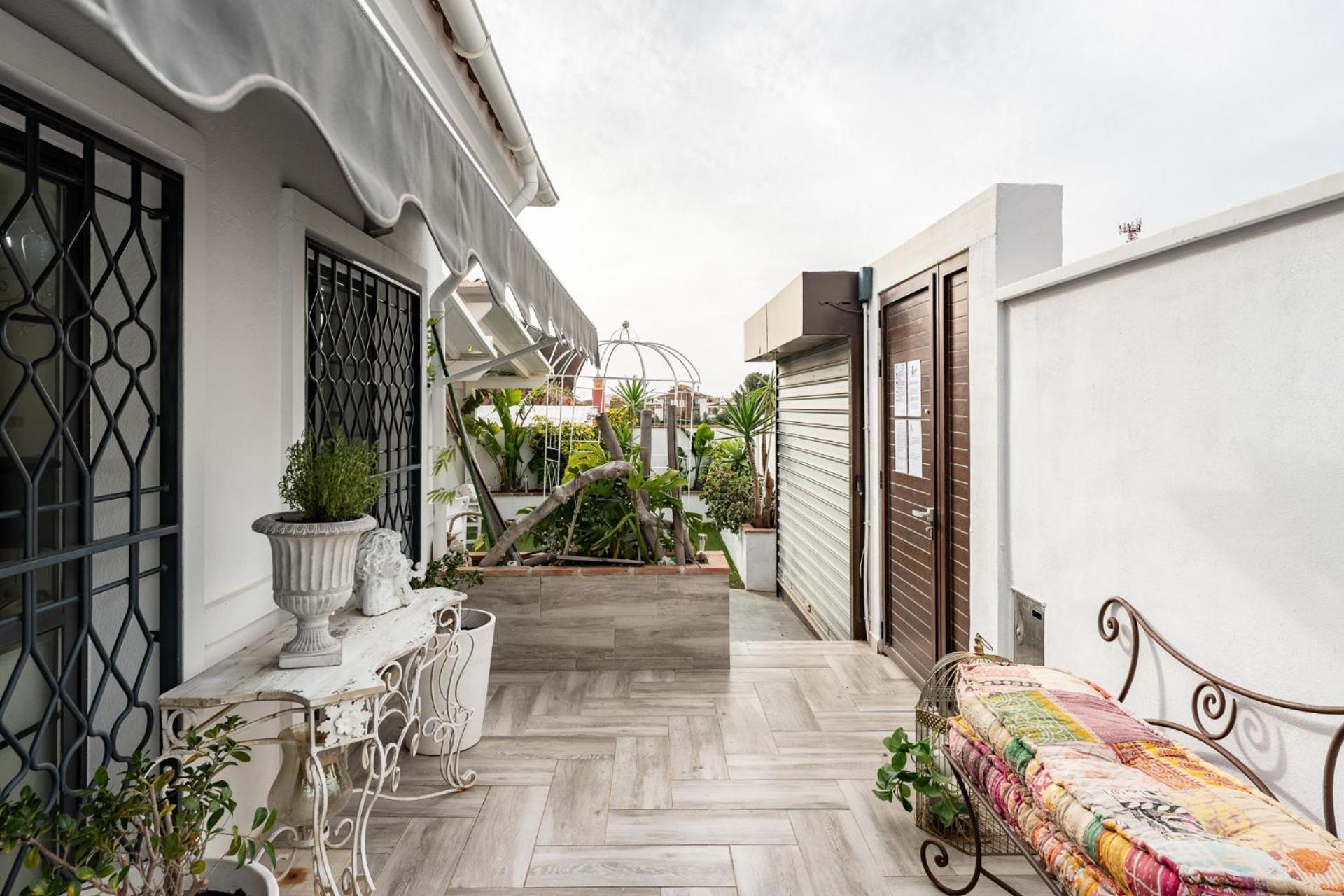 Ferienhaus Malagasuite Plumaria House Benalmádena