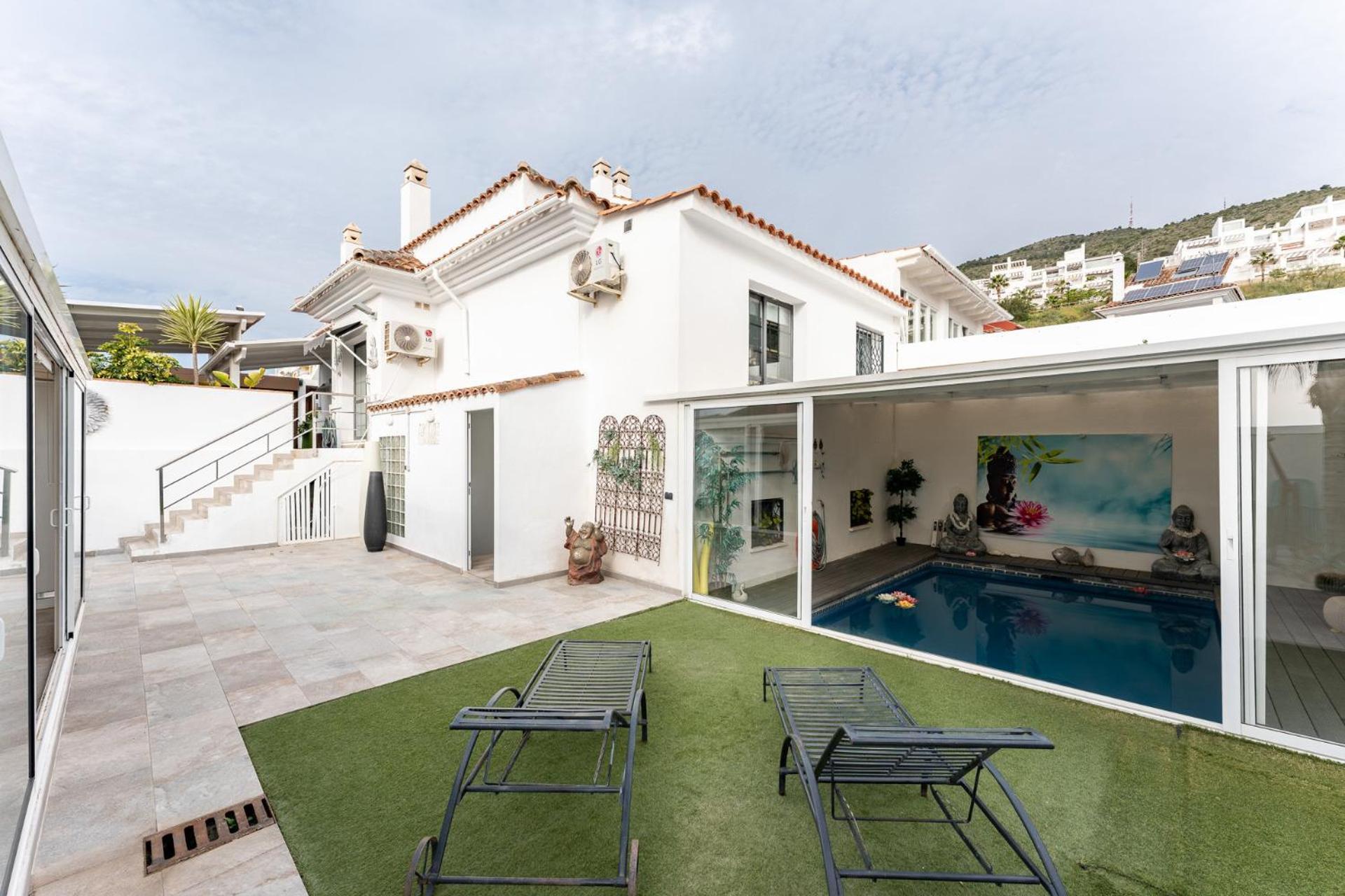 Ferienhaus Malagasuite Plumaria House Benalmádena
