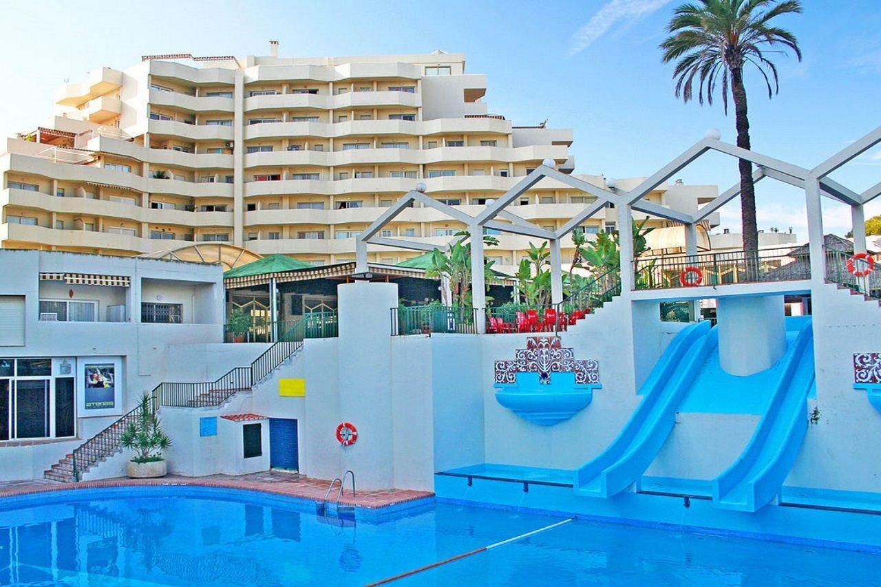 Clc Benal Aparthotel