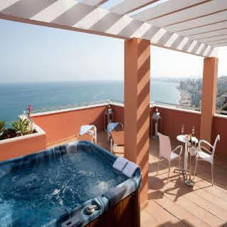 Hydros And Hotel 4*