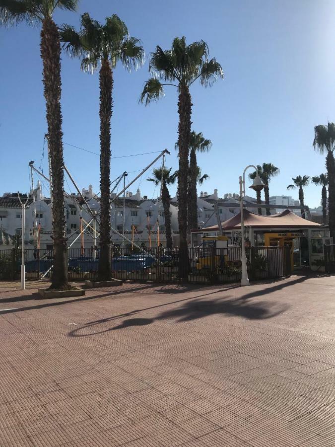Puerto J2 * Benalmádena