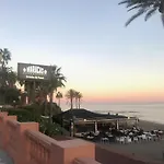 Benal Beach Sea View Apartment
