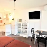 19 Hercules Apartamentos - Estudio Con Vista Al Jardin Y La Piscina - Excelente Wifi
